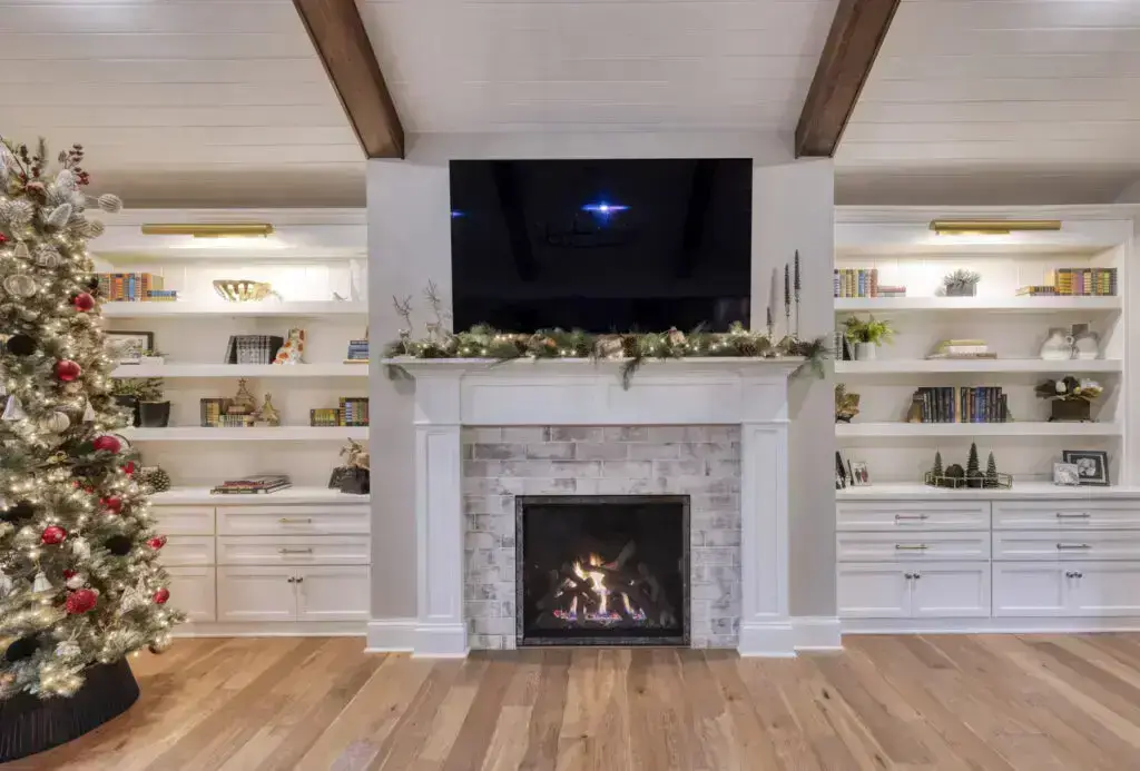 Chrismas decorated home with fireplace